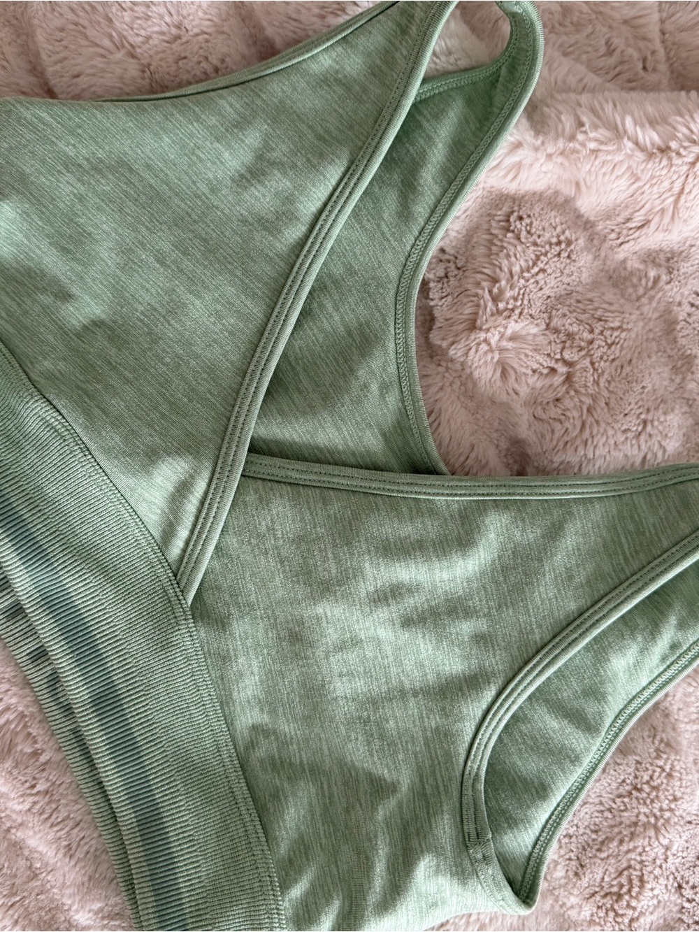 BuffBunny BBL Sage Shorts and Reversible Sports Bra - Picture 3 of 9